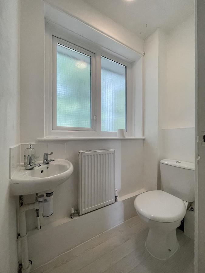 Bright, Warm & Cozy House In Harpurhey Διαμέρισμα Μάντσεστερ Εξωτερικό φωτογραφία