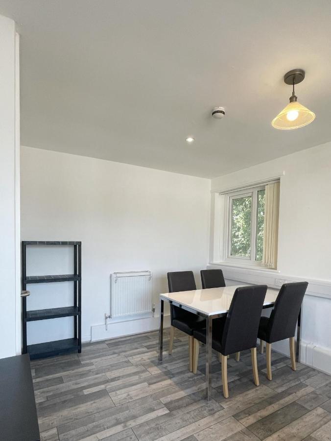 Bright, Warm & Cozy House In Harpurhey Διαμέρισμα Μάντσεστερ Εξωτερικό φωτογραφία